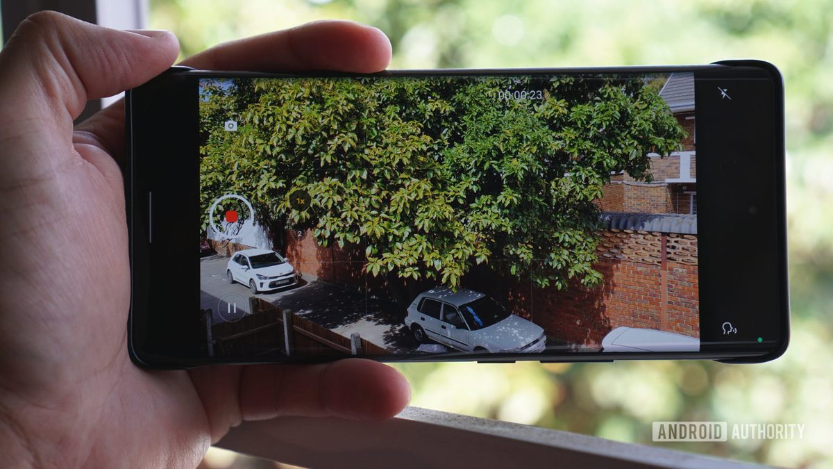 Google Photos тестирует инструмент Video Remix с поддержкой ИИ