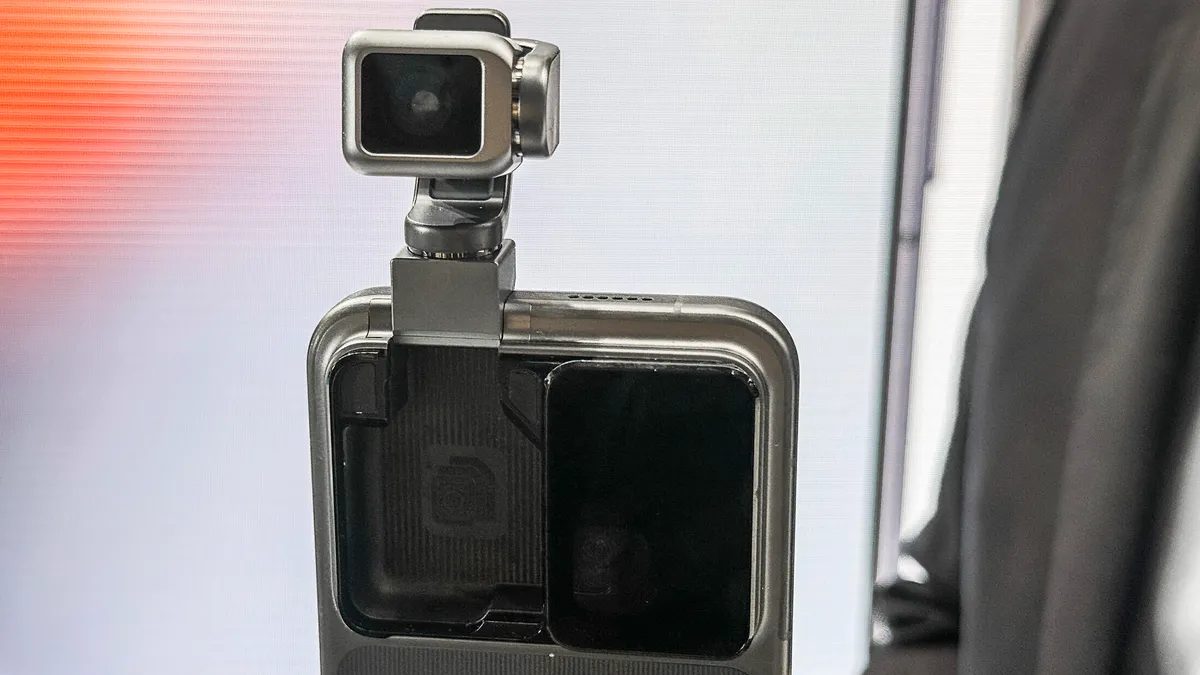Honor представила смартфон с роботизированной камерой для креаторов