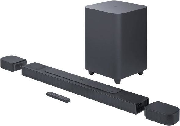 JBL BAR 800: саундбар с иммерсивным звуком по скидке 41%
