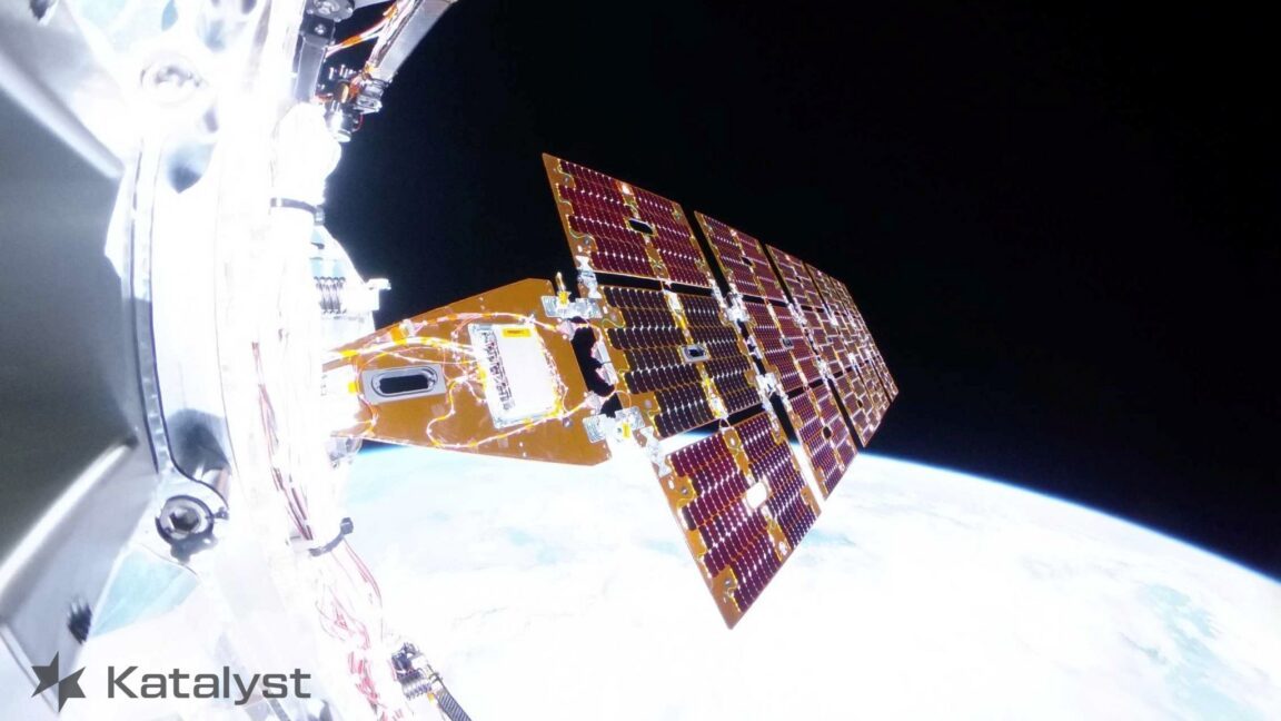 NASA отменяет миссию по спасению обсерватории Swift для изучения гамма-всплесков