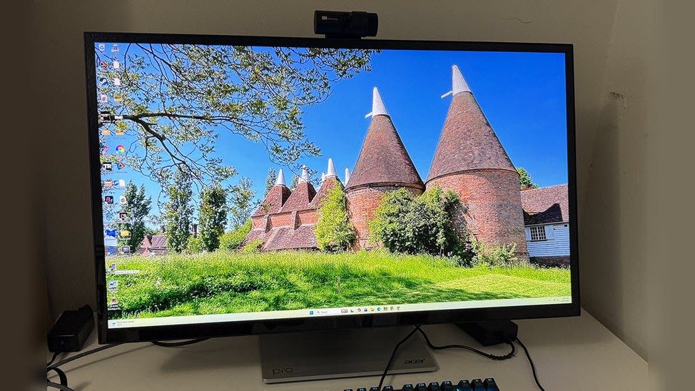 Обзор Asus ROG Swift PG32UCWM: флагманский 32-дюймовый OLED-монитор для геймеров
