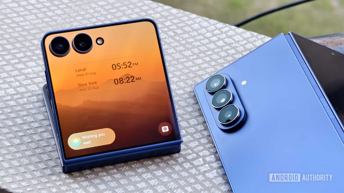 Samsung показала новый дизайн Galaxy Z Fold 8 в тизере с Человеком-пауком