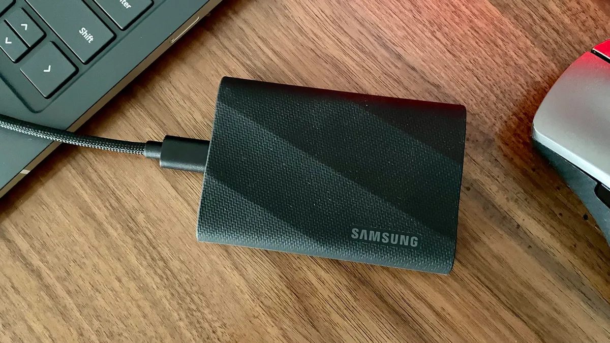 Samsung выпустила внешний SSD на 4 ТБ со скидкой 32%