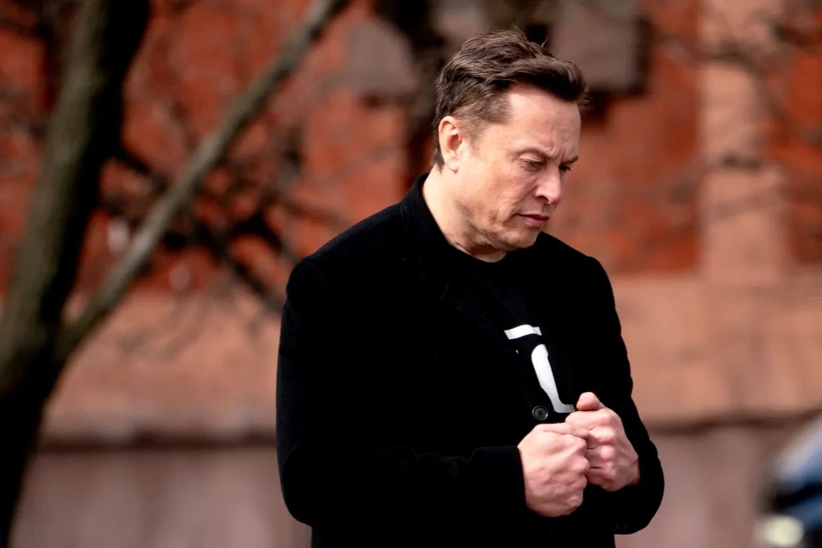 Суд утвердил соглашение Маска с SEC на 114,6 млн ₽ несмотря на сомнения
