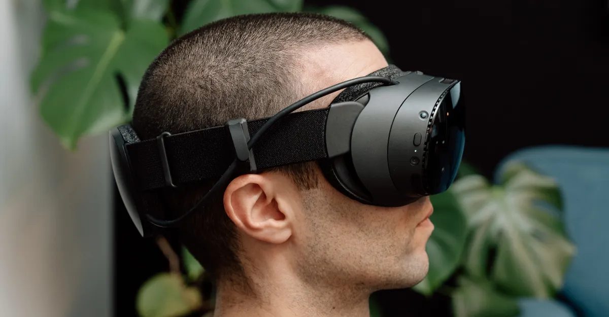 Valve массово импортирует VR-гарнитуры: первые 13 тонн прибыли в США