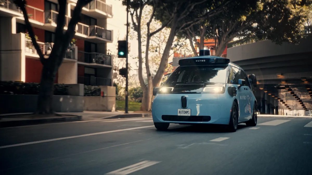 Waymo открыла доступ к новому бюджетному роботакси Ojai в трёх городах США